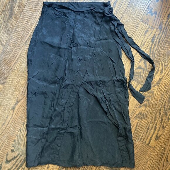 LULUS PULL YOU IN BLACK FAUX WRAP MIFI SKIRT SIZE XS - Picture 2 of 11